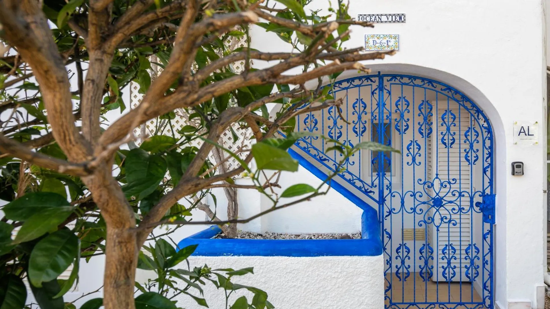 Ocean View Apartment Carvoeiro  Portugal